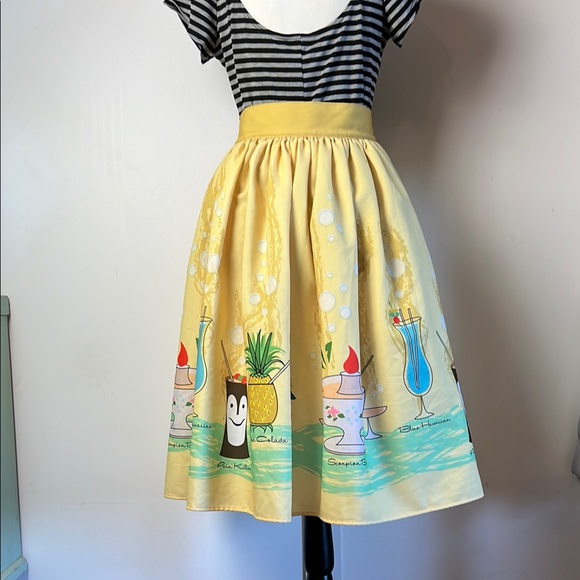 Pinup Yellow Tiki Cocktail Print Skirt XL from The Oblong Box Shop TOBS - Picture 4 of 12